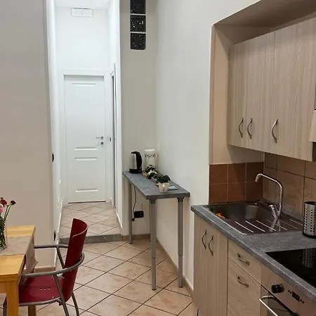 Santa Maria La Nova - 32 Ferienhaus