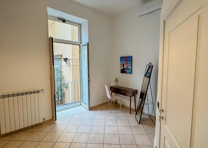 Santa Maria La Nova - 32 בית נופש