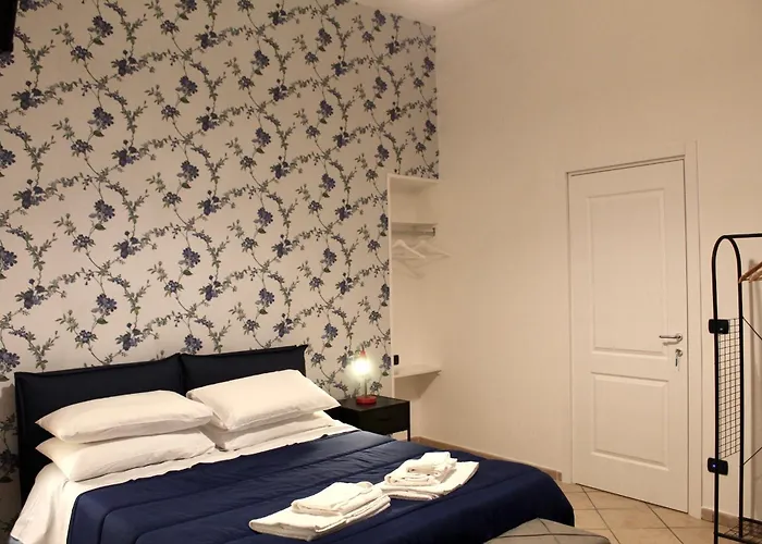 Santa Maria La Nova - 32 נאפולי