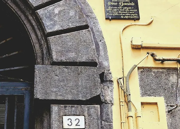 בית נופש Santa Maria La Nova - 32 נאפולי